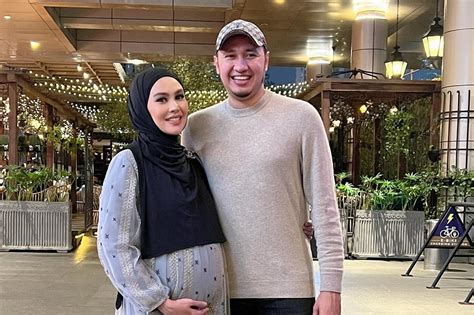 FoTo BuGiL KaRtIkA PuTrI masuk ke galeri rok topup multi metode 346 keunggulan utama image 5