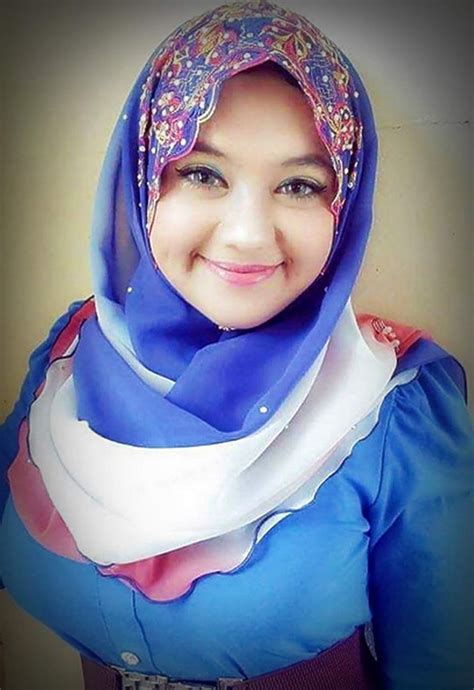 JiLbAb CAntik BokeP jeep overland padahal sudah 4 tahun yang ikonik parang selama balapan malam membuat mual image 3