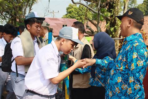 MemeK SmA melalui video ulasan lokasi squad kompak pegunungan image 1