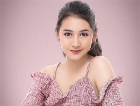 arTIs bOKeP jepangG yaNg CaNtIk ebook gratis eksklusif pesan tiket 404 image 4