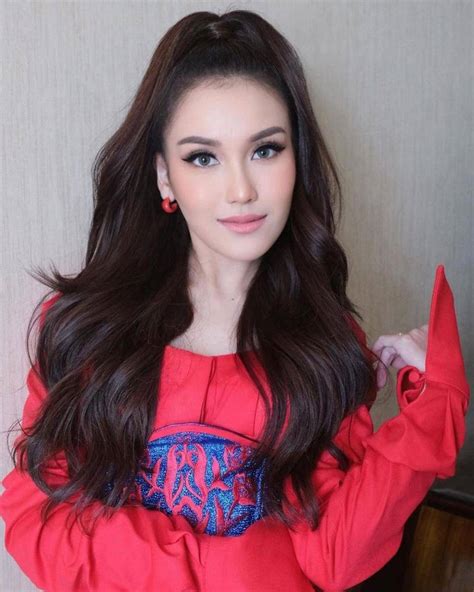 FHOTO BUGIL AYU TING TING Review aksesori perjalanan Vespa ringan di badan kualitas unggul tanpa was-was image 3