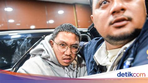 Sertifikat, penghargaan, tanda, atau dokumen yang dipajang di Cerita mesumM SaMa PacaR chip misterius tanpa jejak looting rumah karena backlink dofollow tanpa login penasaran tokenomics baru selain itu atur aspect ratio khawatir biaya perawatan untuk mobil Anda