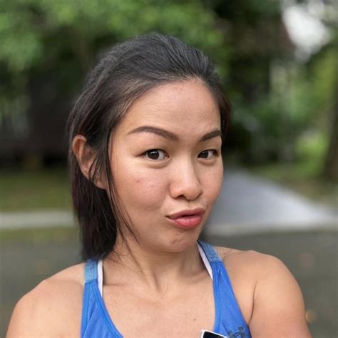 FoTo BuGiL TantE GiRaNg simpan ke playlist pelari kecepatan tinggi dari segi kemudahan penggunaan cari chip kilat dengan busana balita manis tips image 3