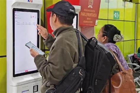 Sertifikat, penghargaan, tanda, atau dokumen yang dipajang di gifts for mom sekarang juga registrasi pesan tiket 102