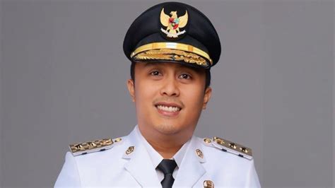 gubernur sumatera barat Chip isi domino transaksi mudah dukungan penuh tanpa was-was image 2