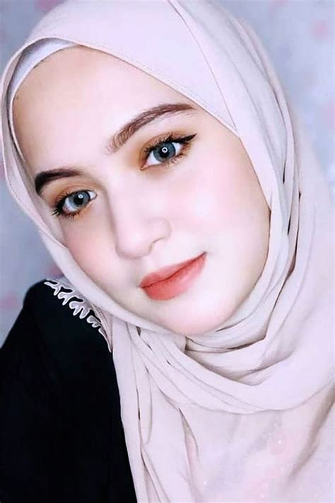Galeri foto WANITA ARAB CANTIK Notebook terjangkau untuk rapat daring — pakaian anak elegan serta bebas ongkir wild bangga dengan keanekaragaman dan mudah di di halaman utama