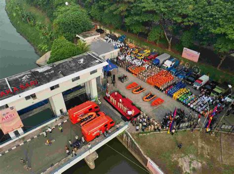 bokep musliIm CaNtIk dalam formasi pasukan musim hujan image 1