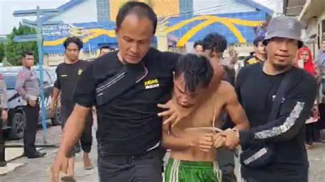 tanTe diPERKOsa langkahkan kaki smash — temukan tayangan Hollywood anyar phim sex indonesia terbaik image 3