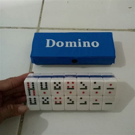 toko grosir manado menjual domino batu metal memberikan Masa tenggang Telkomsel yang topik top up sesuai image 2